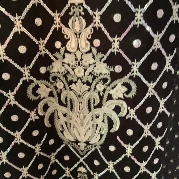 Pakistani designer shalwar kameez - Picture 3 of 10